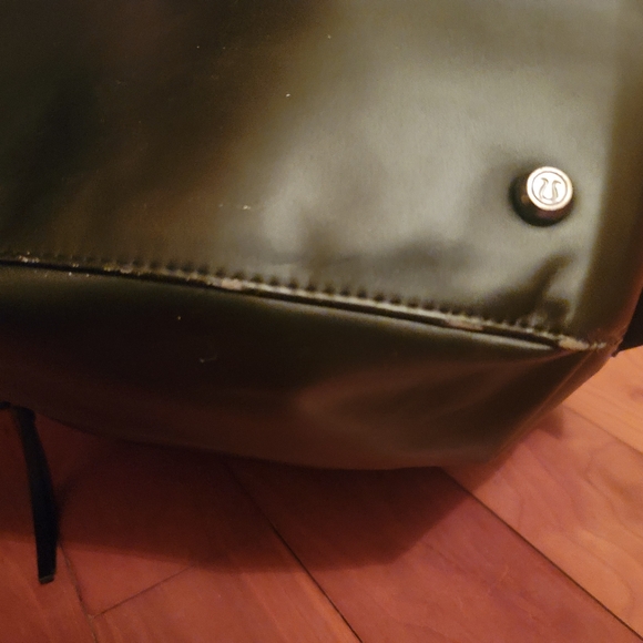 Lululemon bag - Picture 10 of 12